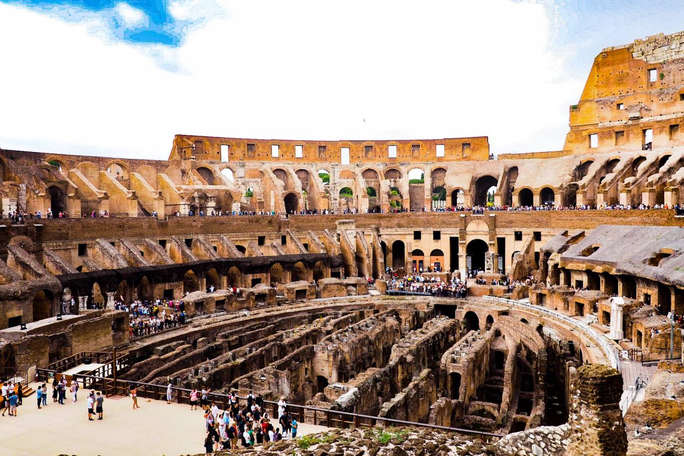 Rome_City_Guide_collesium_Inside